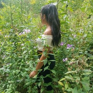 Meet your Posher, Hala